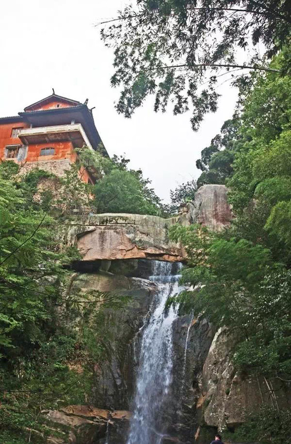 被低估的天台山：有佛，有瀑，有泉声，有隐逸山林