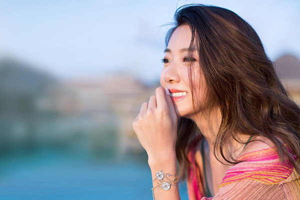 看电视丨郑恺和女友加盟《我们相爱吧》，上演“修炼爱情课”