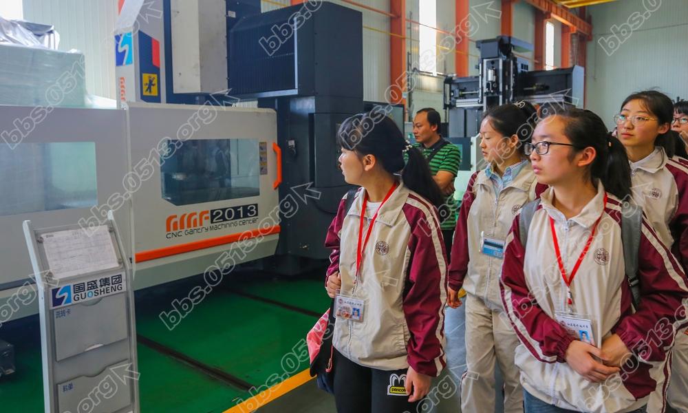 南通中学走近中国制造感受工匠精神社会实践 (3).jpg