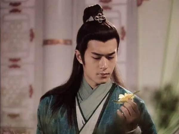 想当年丨“平平无奇”的《圆月弯刀》，不只有古天乐的颜