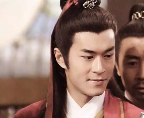 想当年丨“平平无奇”的《圆月弯刀》，不只有古天乐的颜