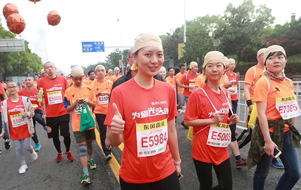 跑步热潮下慈善不能沦为噱头，中国跑步公益到底该怎么做