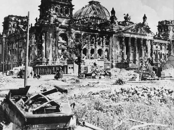 死神光顾最频繁的柏林，如何借古老传统重生