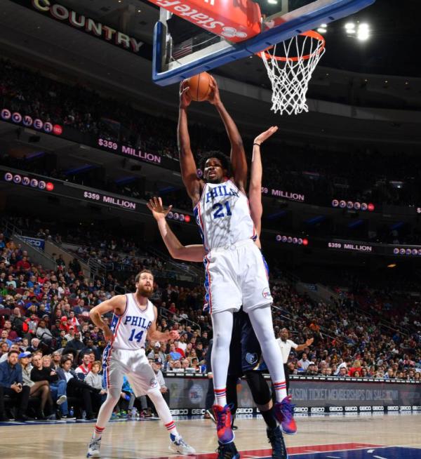 一个人改变一个国家！姚明之后，“大帝”恩比德也做到了