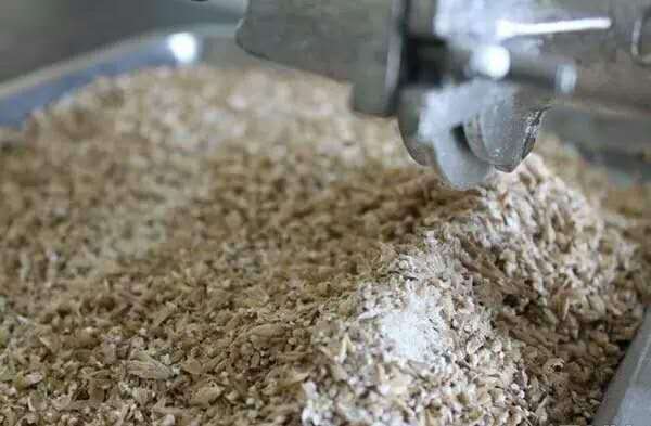 他不喜欢喝酒，却酿造出了多款中国顶级家酿啤酒