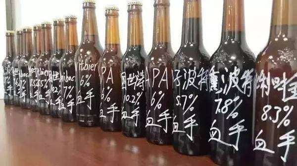他不喜欢喝酒，却酿造出了多款中国顶级家酿啤酒