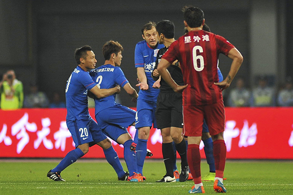 切尔西、恒大照亮上港前路，比拼底蕴也是场未来德比