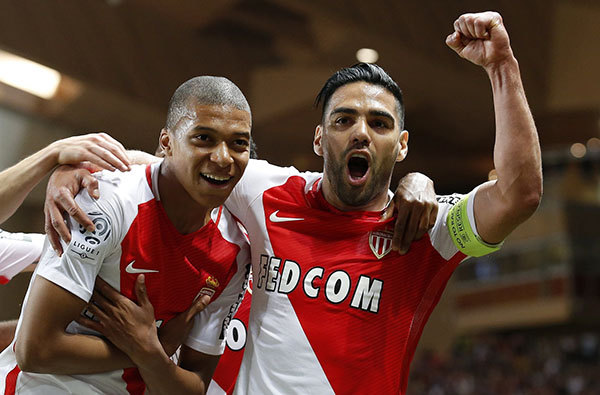 这支凶猛的青年军颠覆了法甲，他们的未来却悬而未决