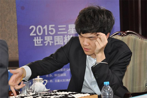 围棋第一人柯洁23日将与“阿法狗”展开人机大战，奖金千万