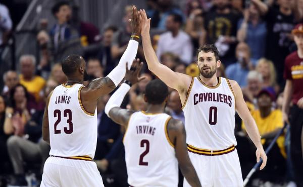 凯尔特人绝杀骑士！詹姆斯11分整场迷失，绿衫军血性回归