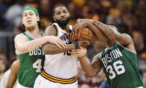 张佳玮丨惊天逆转背后：骑士不是打得差，而是打得奇怪