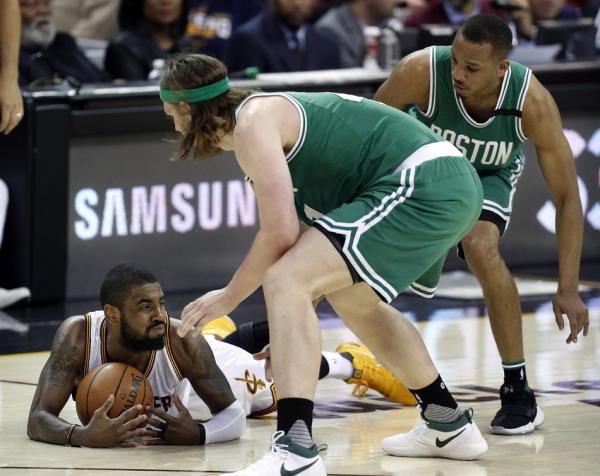 张佳玮丨惊天逆转背后：骑士不是打得差，而是打得奇怪