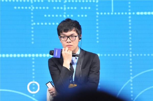 复盘丨柯洁首战败在关键一招，之后他会祭出“模仿棋”战术吗