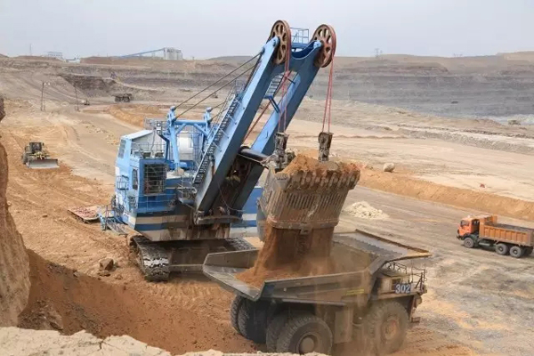 科普︱露天煤矿开采煤炭后，是如何变身良田的