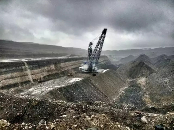 科普︱露天煤矿开采煤炭后，是如何变身良田的