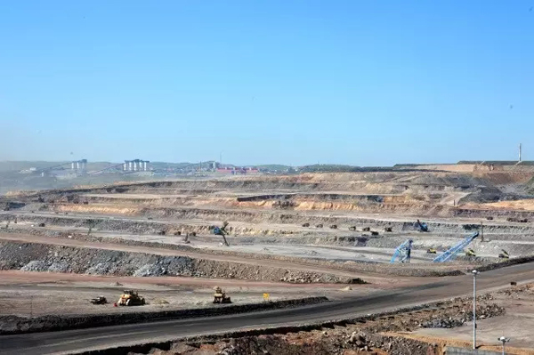 科普︱露天煤矿开采煤炭后，是如何变身良田的