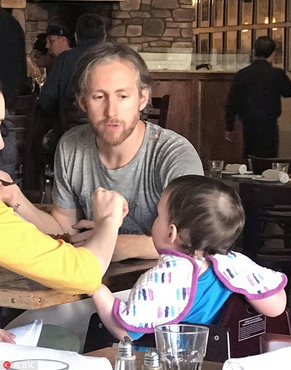 晚安｜愿世界和平，愿安心吃瓜