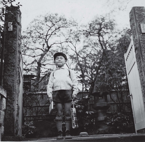 我对于自己如何成为今日的坂本龙一，也很感兴趣