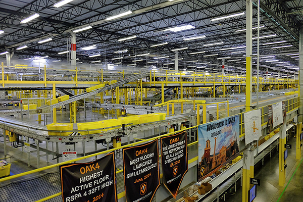 视频｜亚马逊加州运营中心探秘：1.5小时完成一个订单