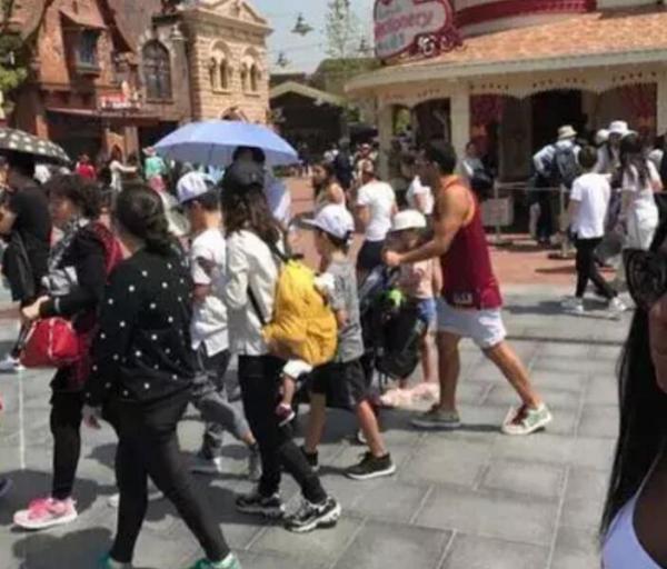 特维斯：中国球员才是野兽，下脚就会让你受伤