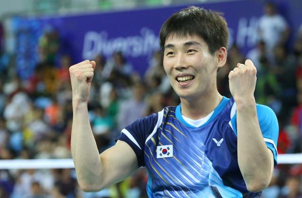 韩国选手孙完虎超越李宗伟，升至羽毛球男单世界排名第一