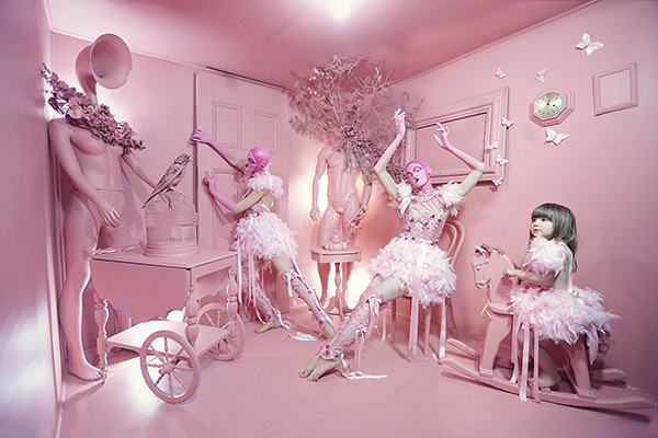 趣看｜1000小时，一个房间，11种颜色背后的故事