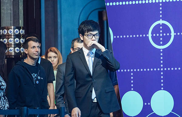 人机最终战！柯洁获胜希望渺茫，马云说AI不会下臭棋没意思