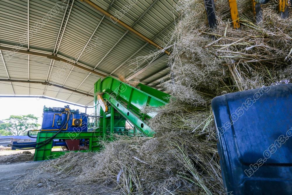 海门乡村秸秆回收废变宝 (6).jpg