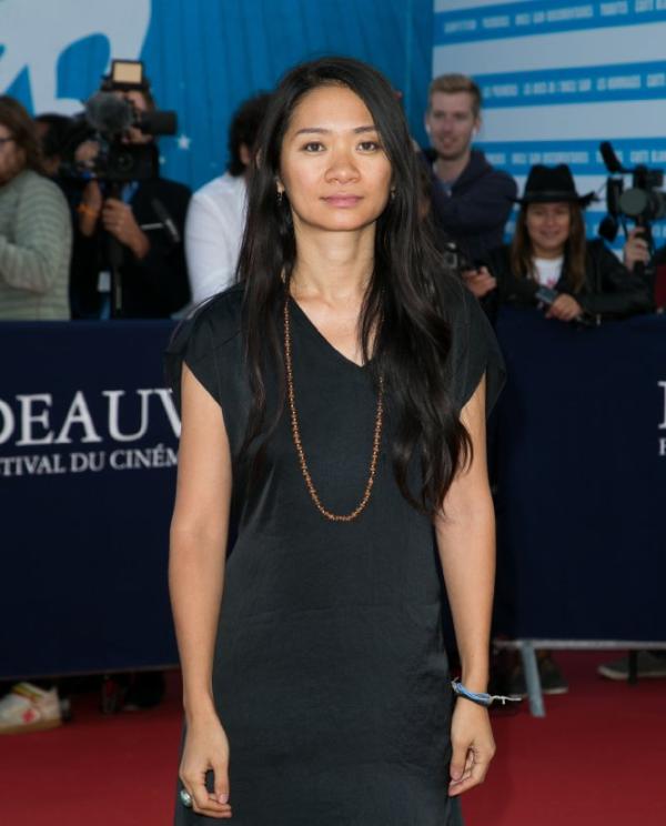 华裔女导演戛纳获奖：我喜欢在美国梦破碎后还继续追求梦想