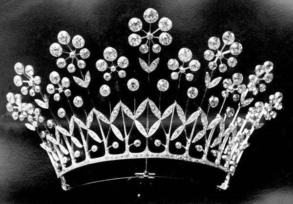 婚礼大作战，你离公主梦还差了一顶珠宝冠冕