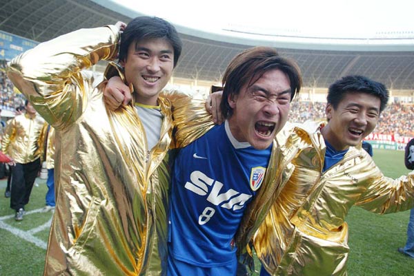 国足前锋执掌同济青训三年，他说“职业球员有责任扎根校园”