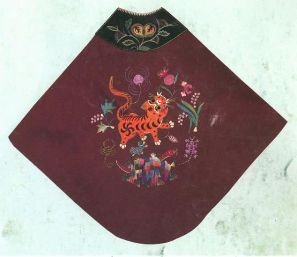 “五月五，挂艾虎”：端午的医药民俗与卫生防疫