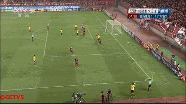 恒大延续不败金身晋级亚冠八强，许老板要的三冠王在路上