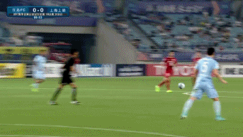 苏宁2比3上港无缘亚冠8强，这是崔龙洙在中国最后一战吗