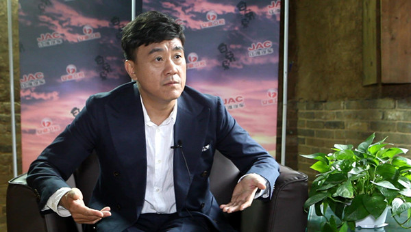 专访｜何冰：我就干好演戏这一件事儿