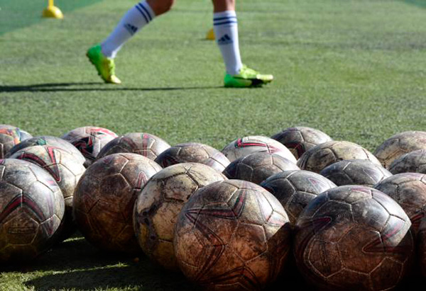 一个山区小县的校园“战术板”：走出大山，足球实现大学梦