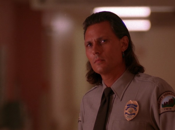 TING闻｜时隔26年，大卫·林奇的《双峰》再次让我抓狂