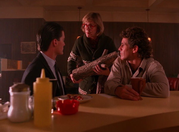 TING闻｜时隔26年，大卫·林奇的《双峰》再次让我抓狂