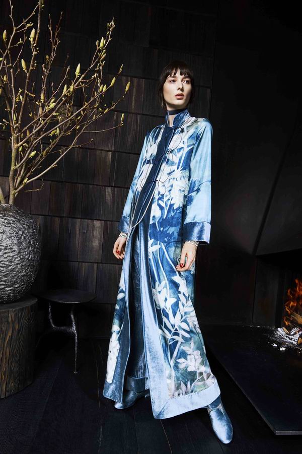 睡衣外穿去度假，毫不费力变时髦