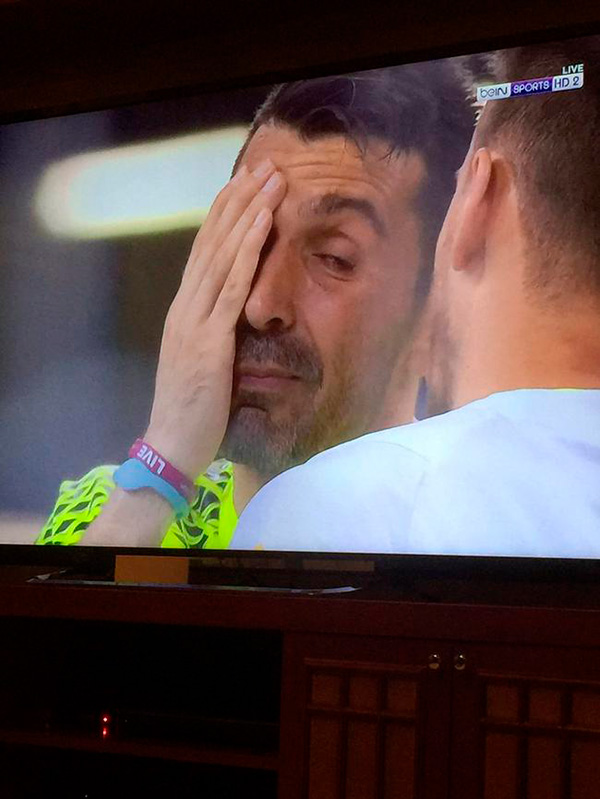 第三次与欧冠奖杯擦身而过，你能理解39岁布冯的失望吗