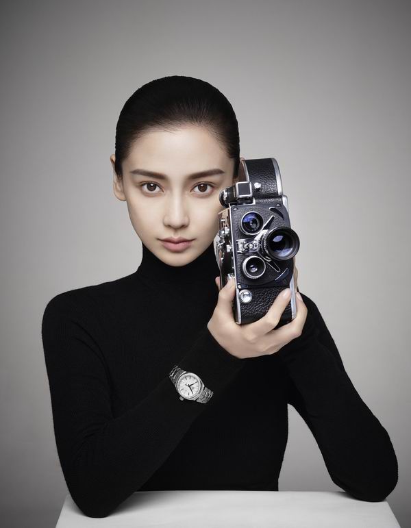 黄晓明夫妇成为娱乐圈最赚钱夫妻档