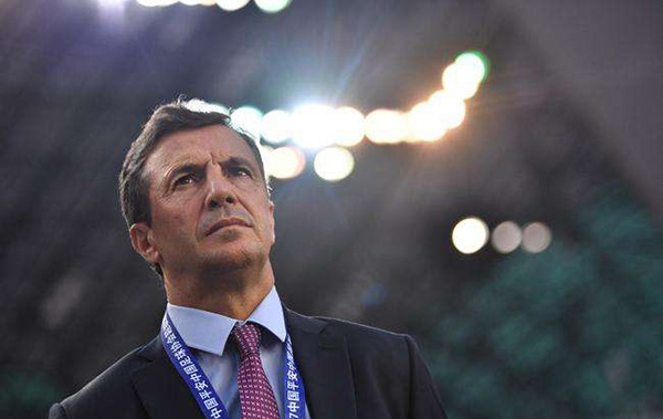 中青报评中超换帅潮：为糟糕决策还债，教练都是“替死鬼”