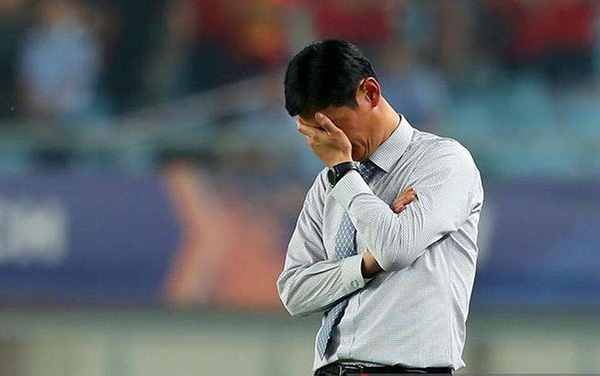 中青报评中超换帅潮：为糟糕决策还债，教练都是“替死鬼”