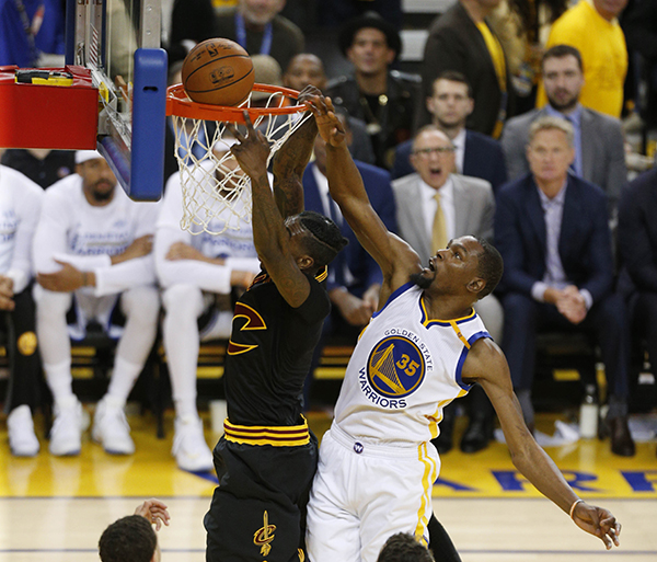 张佳玮丨科尔教练回来了，汤普森也就活了