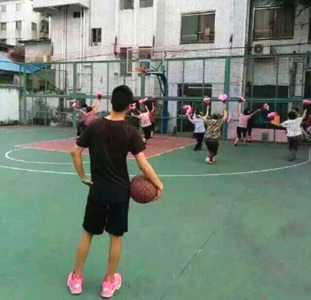 澎湃联播｜老炮儿2：篮球场争夺战