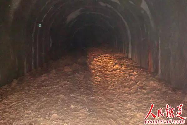 直击中国最难隧道工程大柱山隧道：历时9年仍未打通