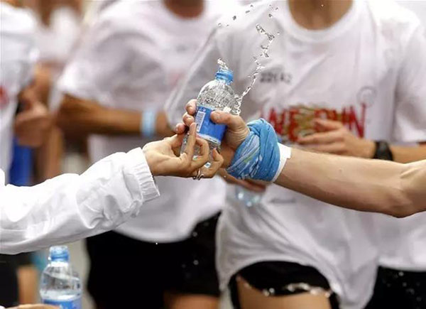 感觉身体被掏空，其实你连运动后喝水都不会