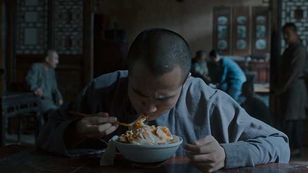 优秀的国产剧里，一顿饭要吃出许多事情