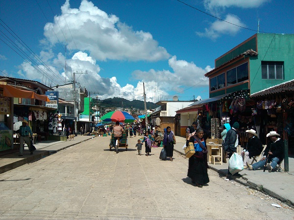 墨西哥考察记：在田野中被打劫是一种怎样的体验？