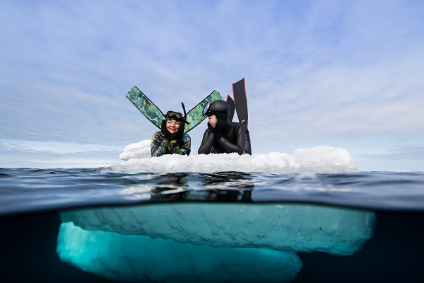 在世界海洋日，随7位自由潜水大咖走进奇幻海底